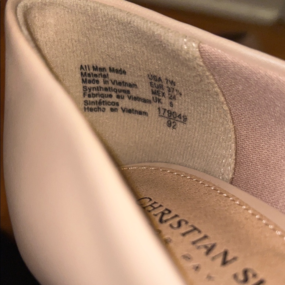 Christian Siriano Nude Heels - Picture 4 of 5